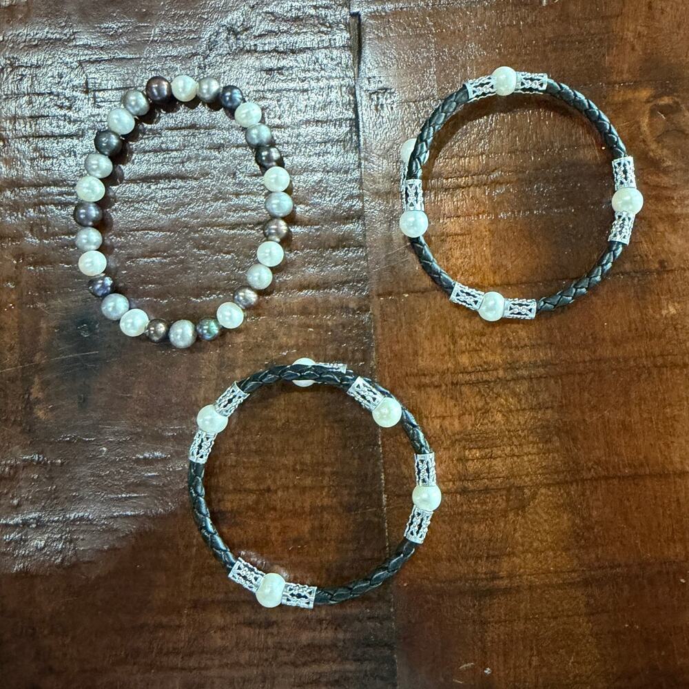 Pearls by Shari set of 3 Bracelets